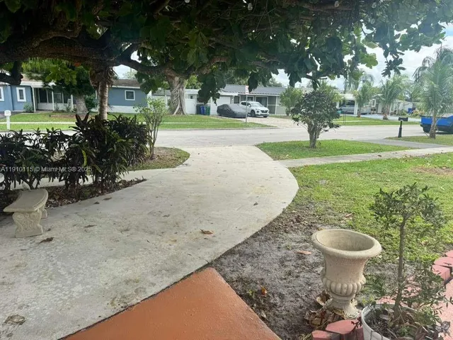 $440,000 | 1517 Northwest 58th Avenue, Margate, FL 33063