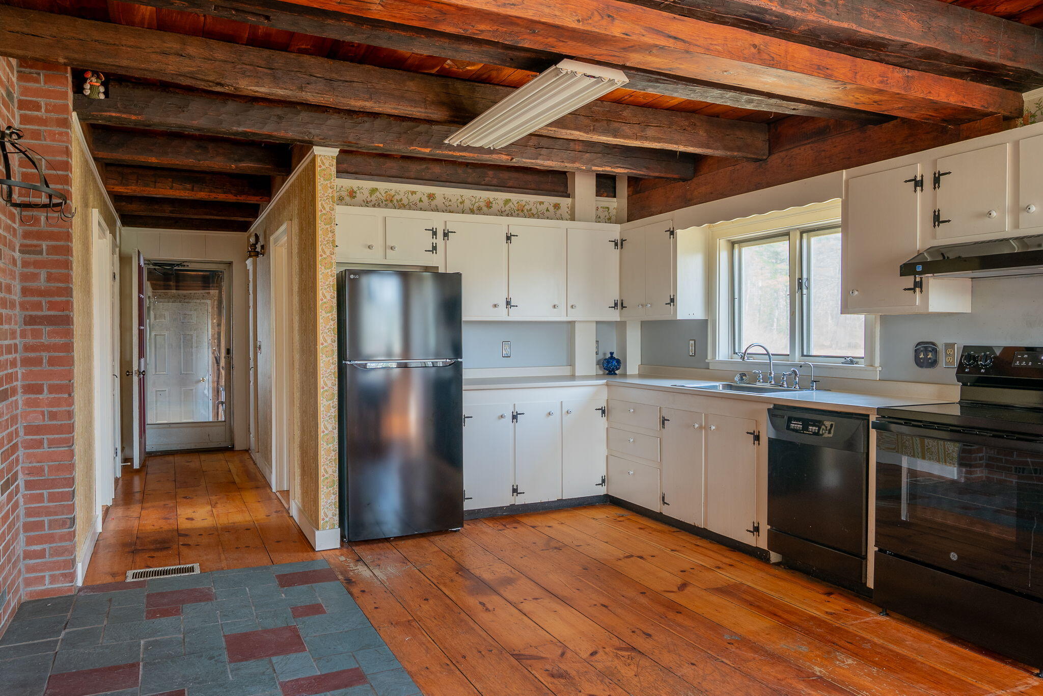 112 Durham Road Freeport, ME 04032 - Photo 18 of 39 35-web-or-mls-112 Durham Rd-37