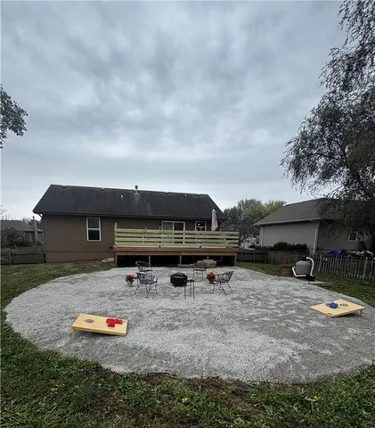 $299,900 | 210 East 22nd Street, Kearney, MO 64060