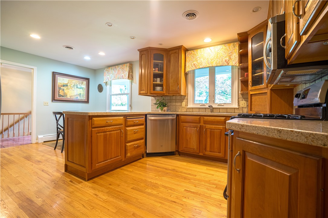 39 Mill Valley Road Perinton, NY 14534 - Photo 16 of 43