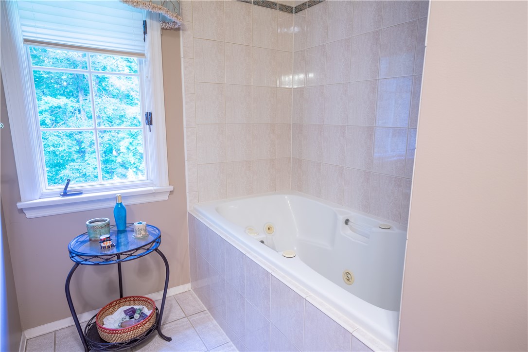 39 Mill Valley Road Perinton, NY 14534 - Photo 23 of 43