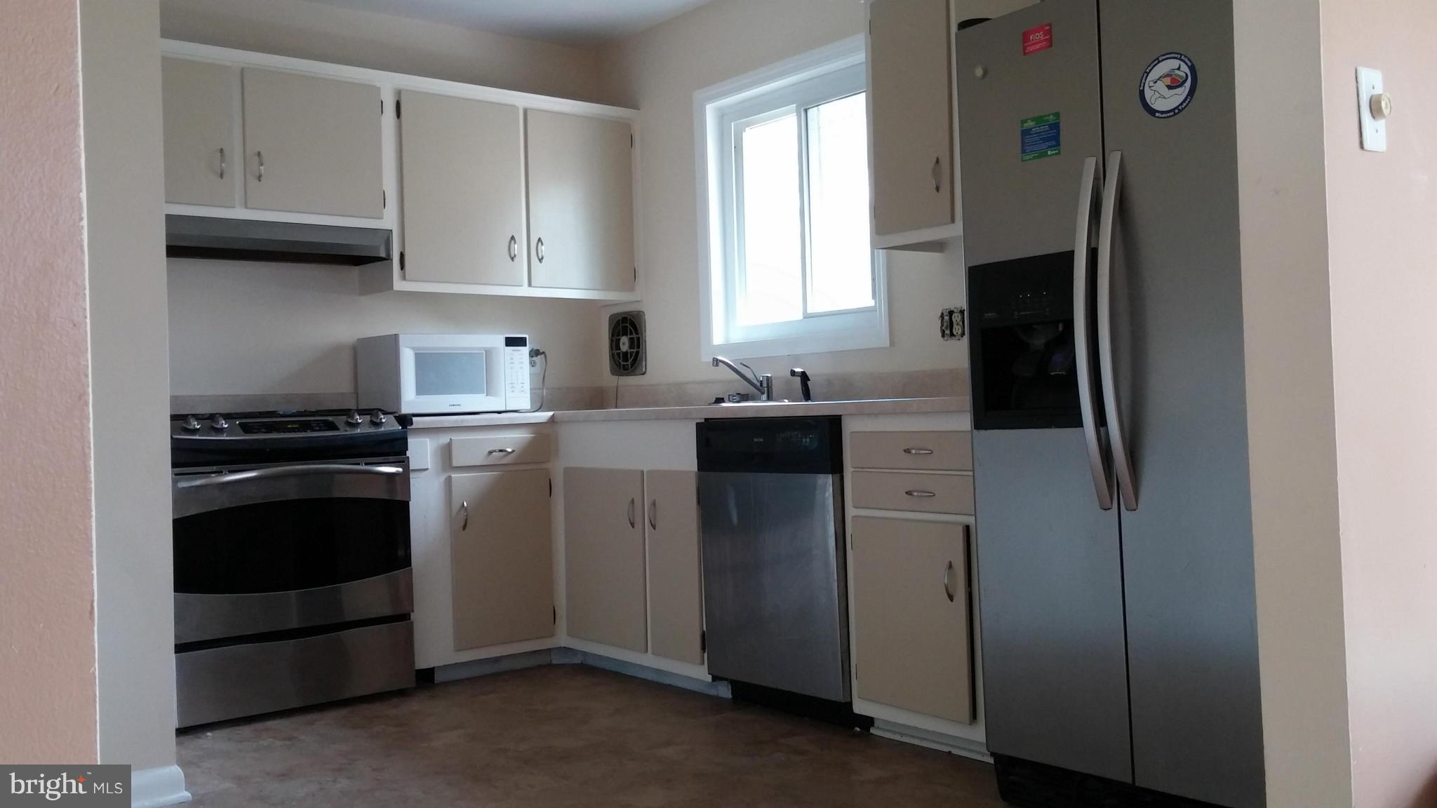 12809 Bushey Drive Silver Spring, MD 20906 - Photo 4 of 18 Kitchen