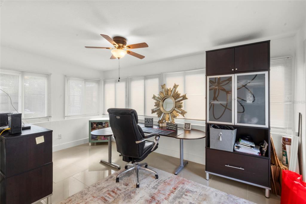 7230 Shepherd Street Sarasota, FL 34243 - Photo 19 of 30 a view of a workspace with furniture