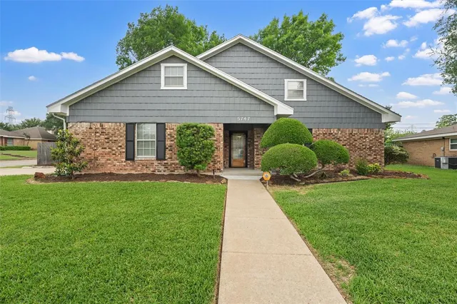 $335,900 | 5747 Hawthorne Drive, Waco, TX 76710
