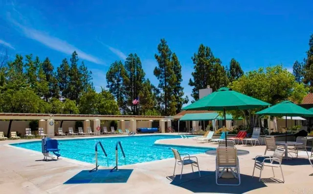 $999,900 | 12580 Oaks N Drive, San Diego, CA 92128