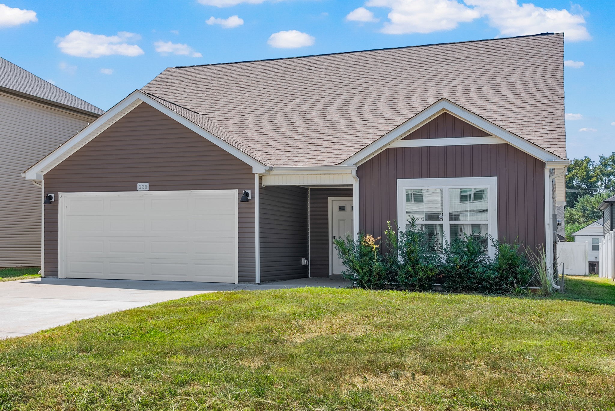 220 Notgrass Road Clarksville, TN 37042 - Photo 3 of 36