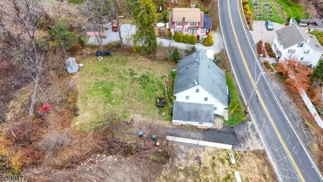 a picture of city view