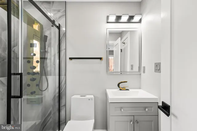 $849,999 | 5401 Ferndale Street, Springfield, VA 22151