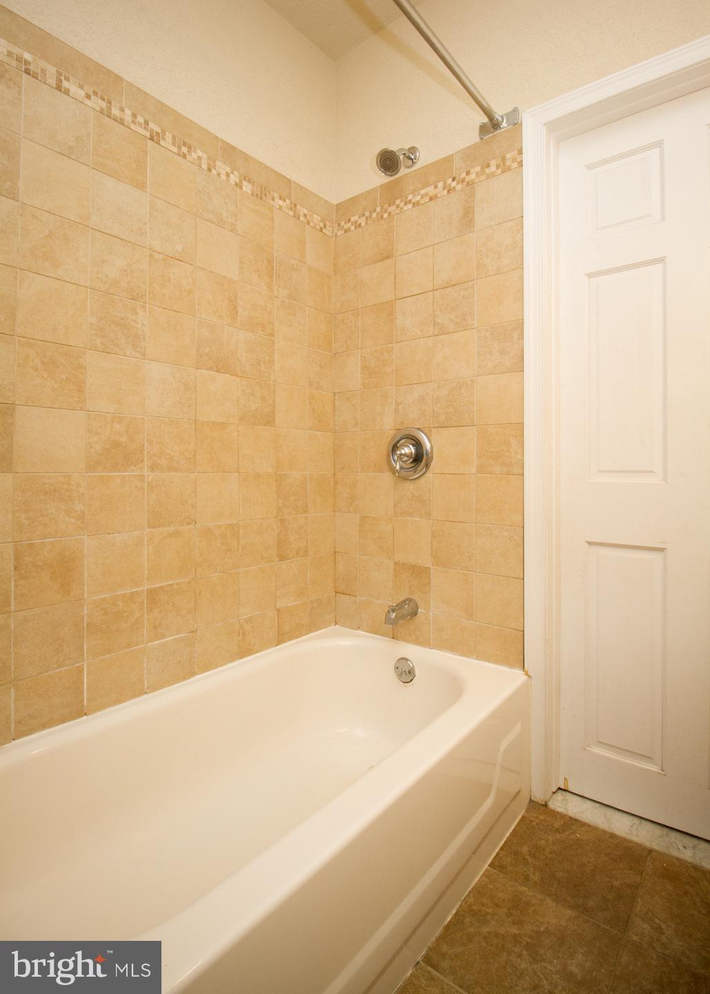 138 West Ritner Street Philadelphia, PA 19148 - Photo 22 of 25 Bathroom