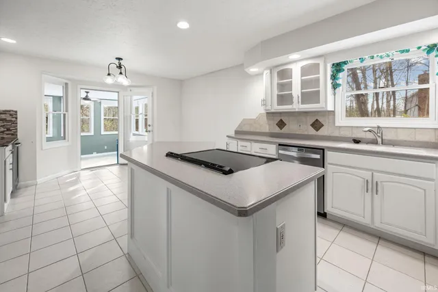 $515,000 | 125 Durkees Run Drive, Lafayette, IN 47905