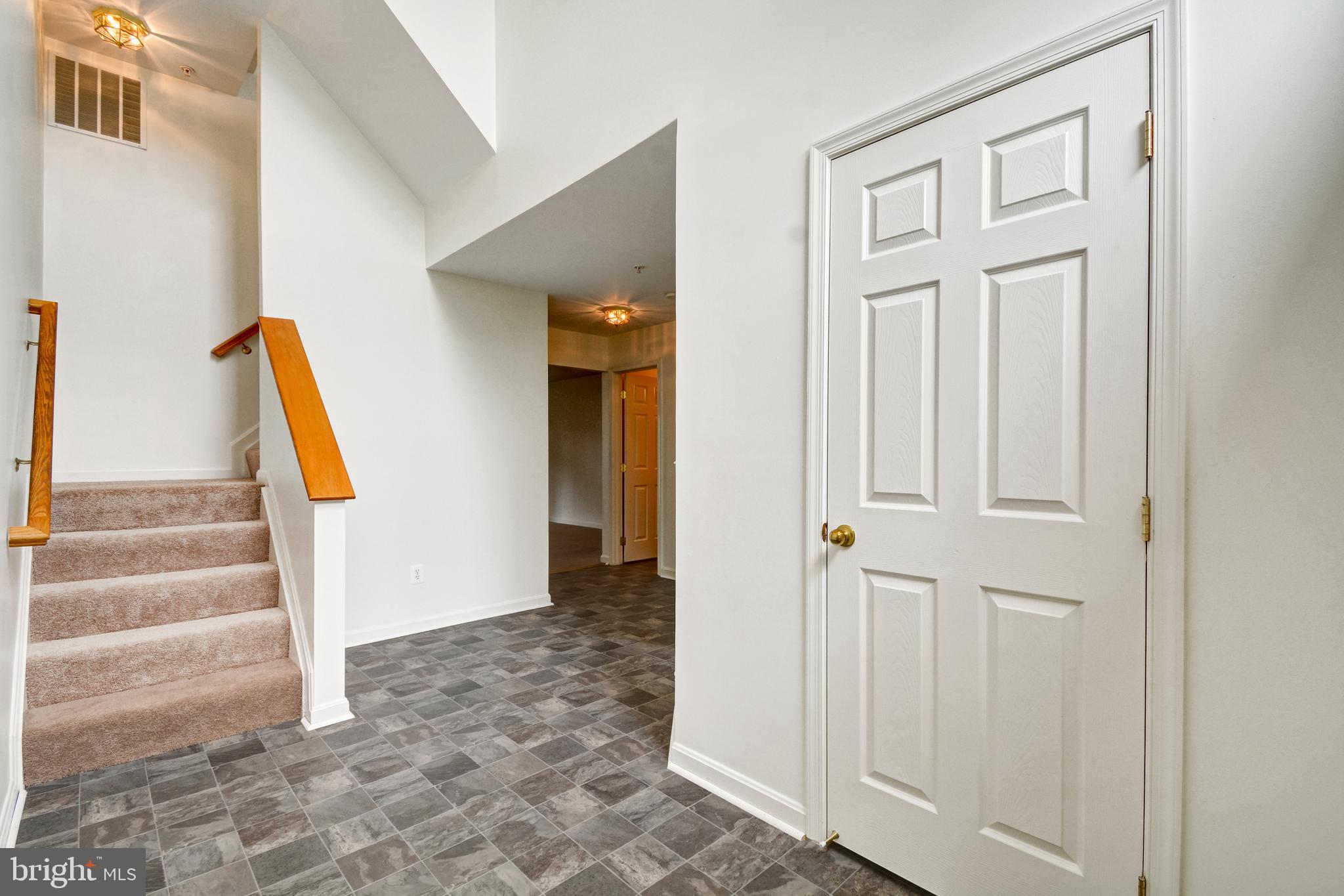 666 Luthardt Road Middle River, MD 21220 - Photo 4 of 43