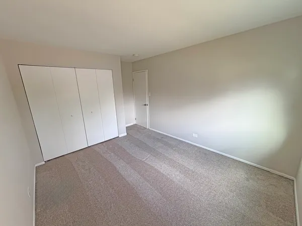 $299,900 | 16908 Laramie Avenue, Oak Forest, IL 60452
