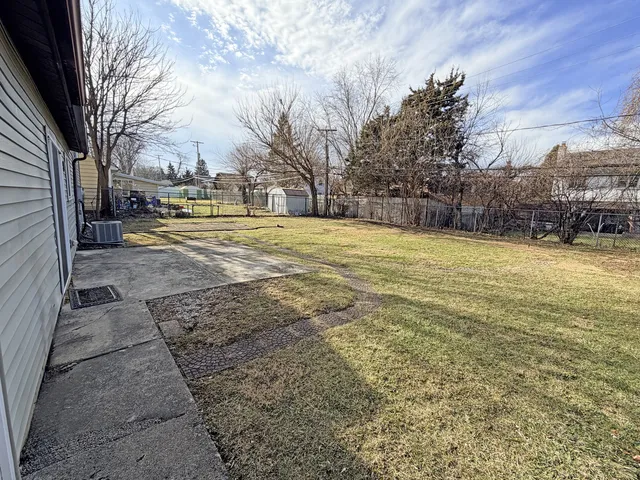 $329,900 | 16908 Laramie Avenue, Oak Forest, IL 60452