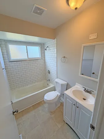 $299,900 | 16908 Laramie Avenue, Oak Forest, IL 60452