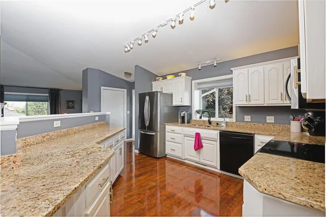 $389,900 | 1809 Eastern Star Loop, Sauk Rapids, MN 56379