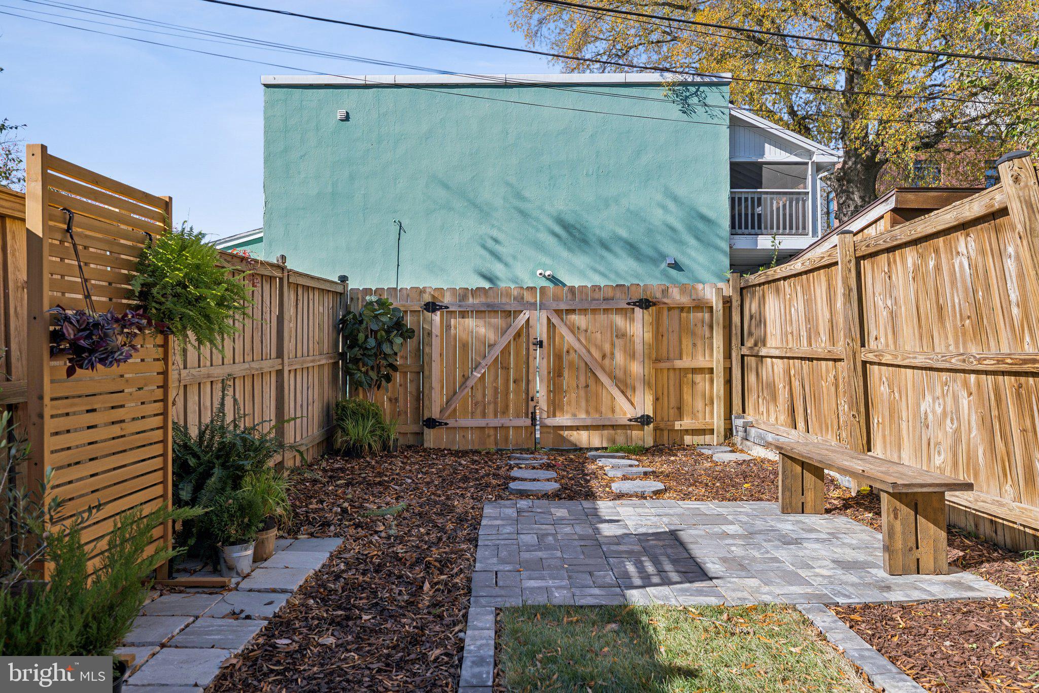 602 North Alfred Street Alexandria, VA 22314 - Photo 39 of 48