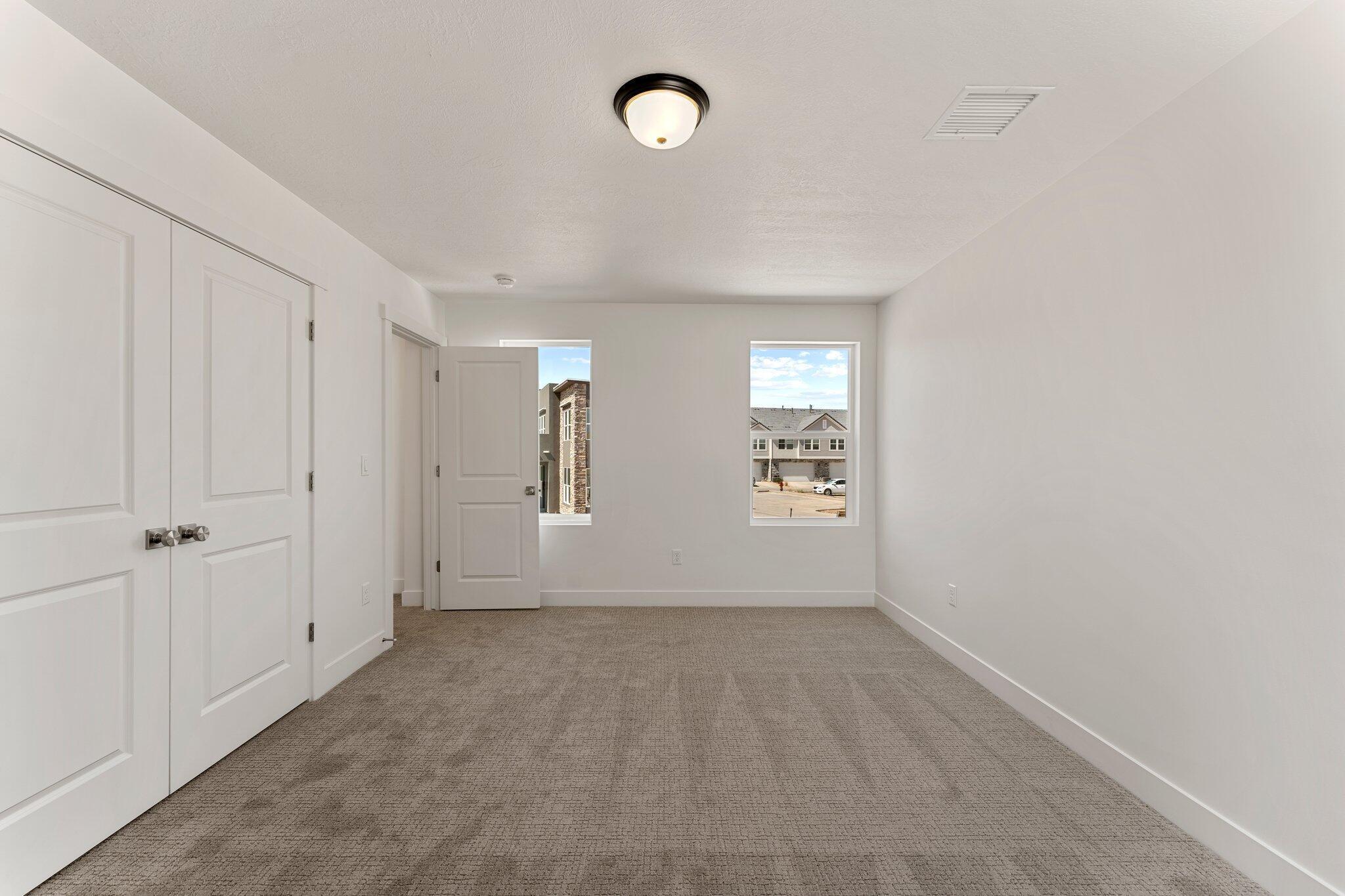 516 West Olive Lane St. George, UT 84790 - Photo 20 of 32 Bedroom 3 v3