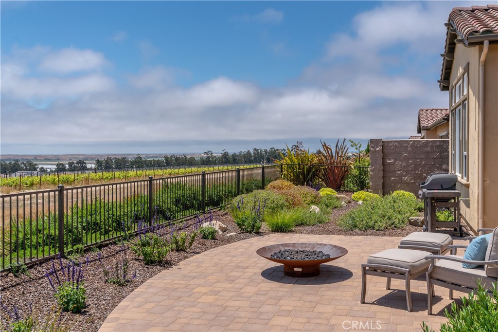 1630 Eucalyptus Road Nipomo, CA 93444 - Photo 20 of 75