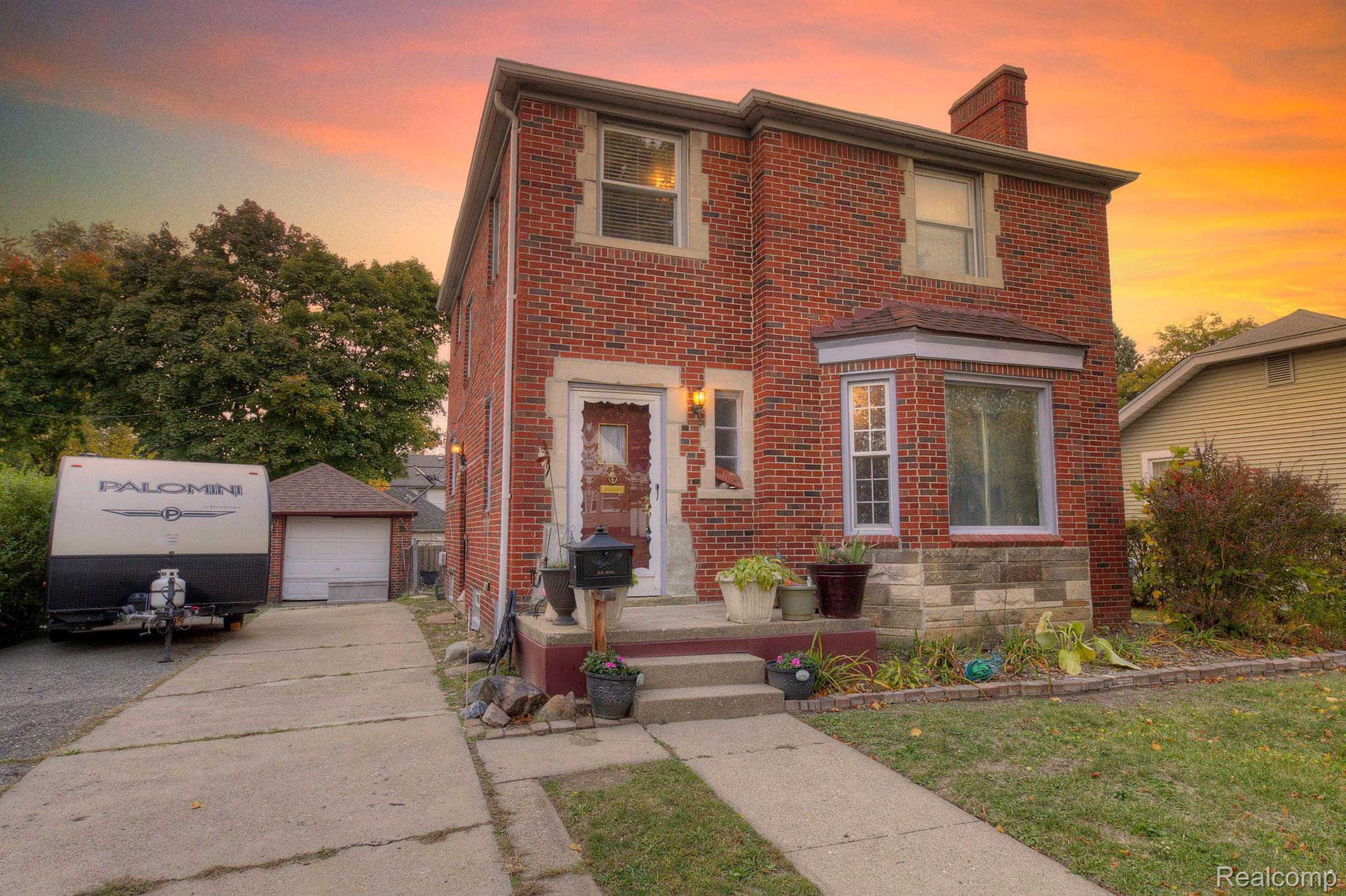 167 Mohawk Road Pontiac, MI 48341 - Photo 3 of 63 Gallery Image 3