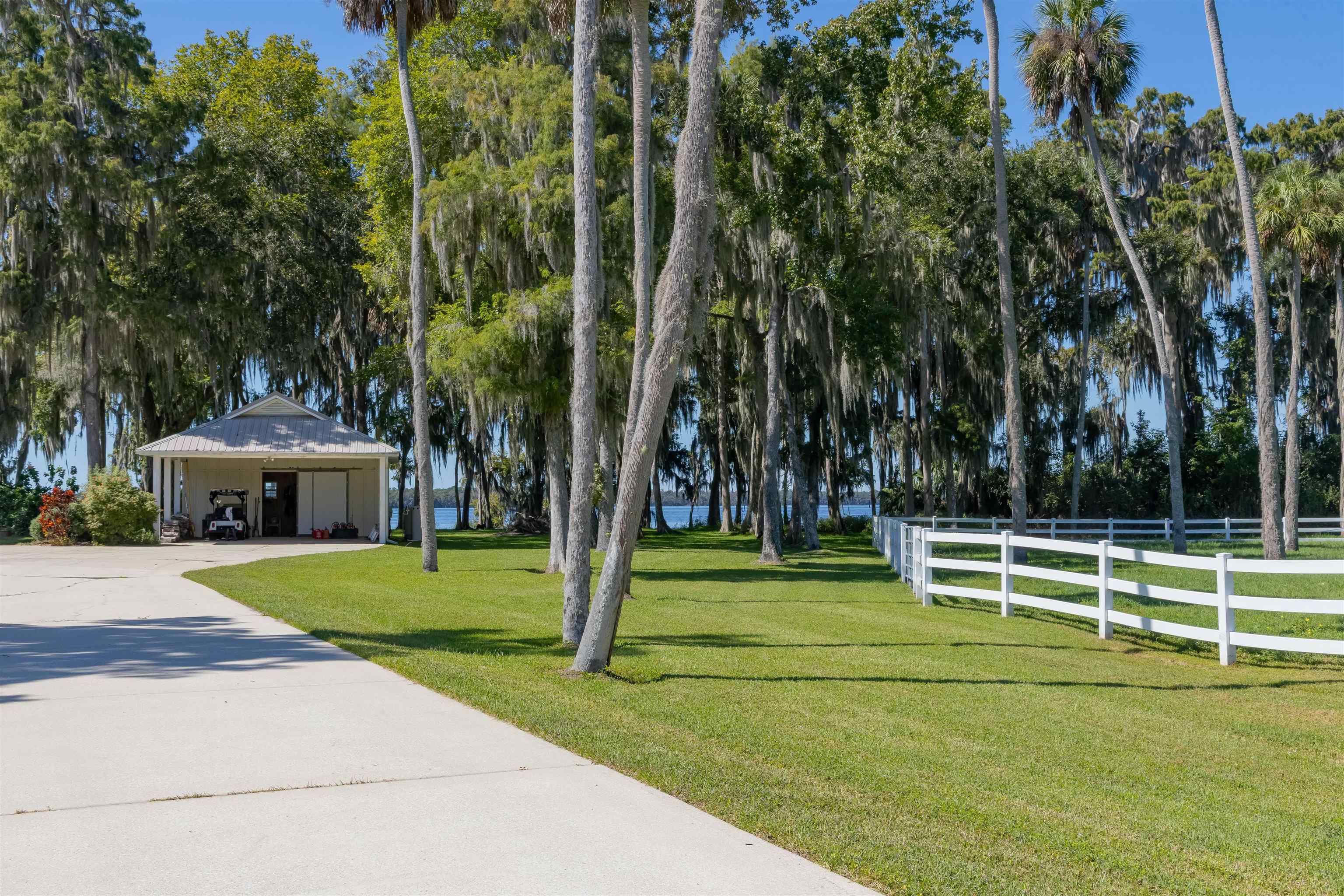 141 Wooten Rd Crescent Crescent City, FL 32112 - Photo 13 of 72