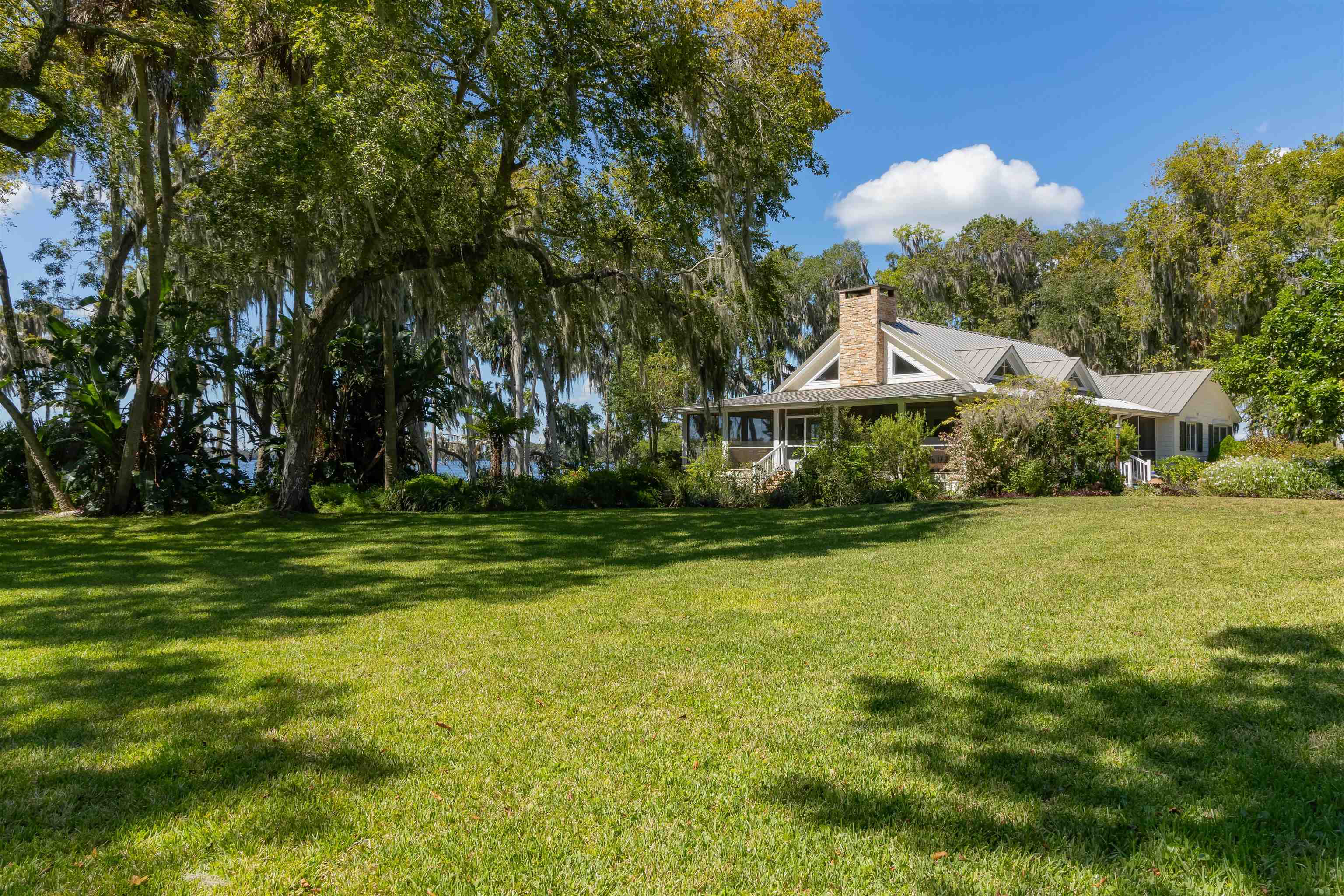 141 Wooten Rd Crescent Crescent City, FL 32112 - Photo 70 of 72 a view of a park