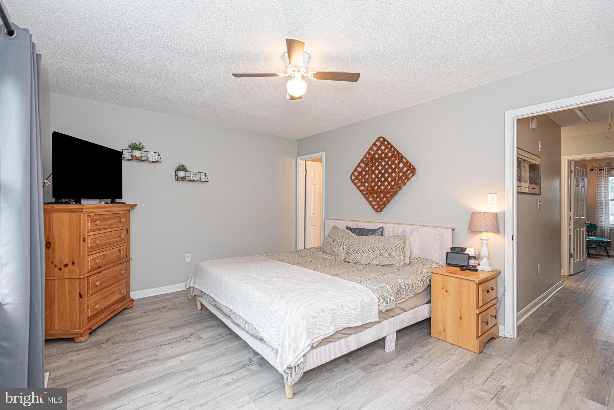 4 Franklin Square Berlin, MD 21811 - Photo 30 of 56 Primary bedroom