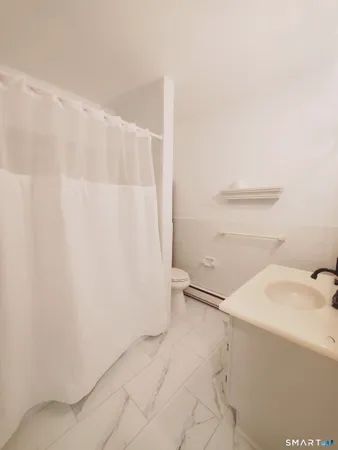 $1,950 | 637 Cove Road, Unit C19, Stamford, CT 06902