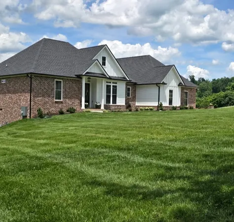 $695,500 | 3755 McFall Road, Palmyra, TN 37142