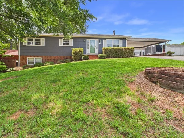 $289,900 | 19 Pinecrest Court, Taylorsville, NC 28681