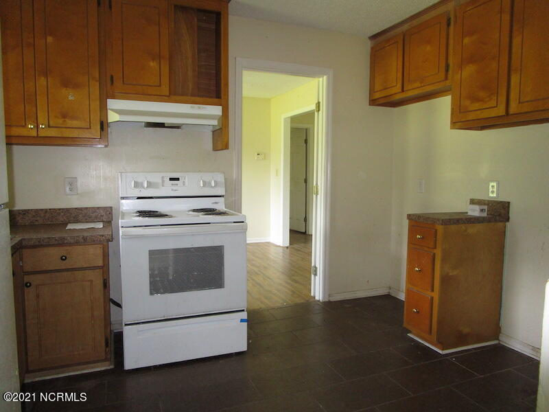 807 Grimsley Road Council, NC 28434 - Photo 8 of 23 Kitchen View 2