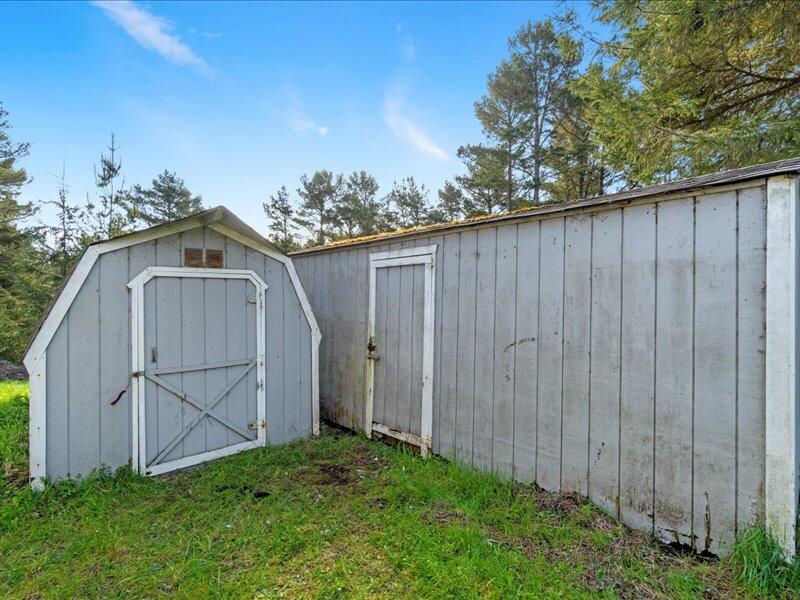 135 Clough Road Loleta, CA 95551 - Photo 27 of 33