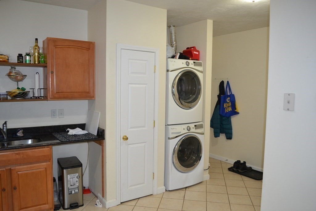 143 Providence Street, Unit 2 Worcester, MA 01604 - Photo 3 of 10