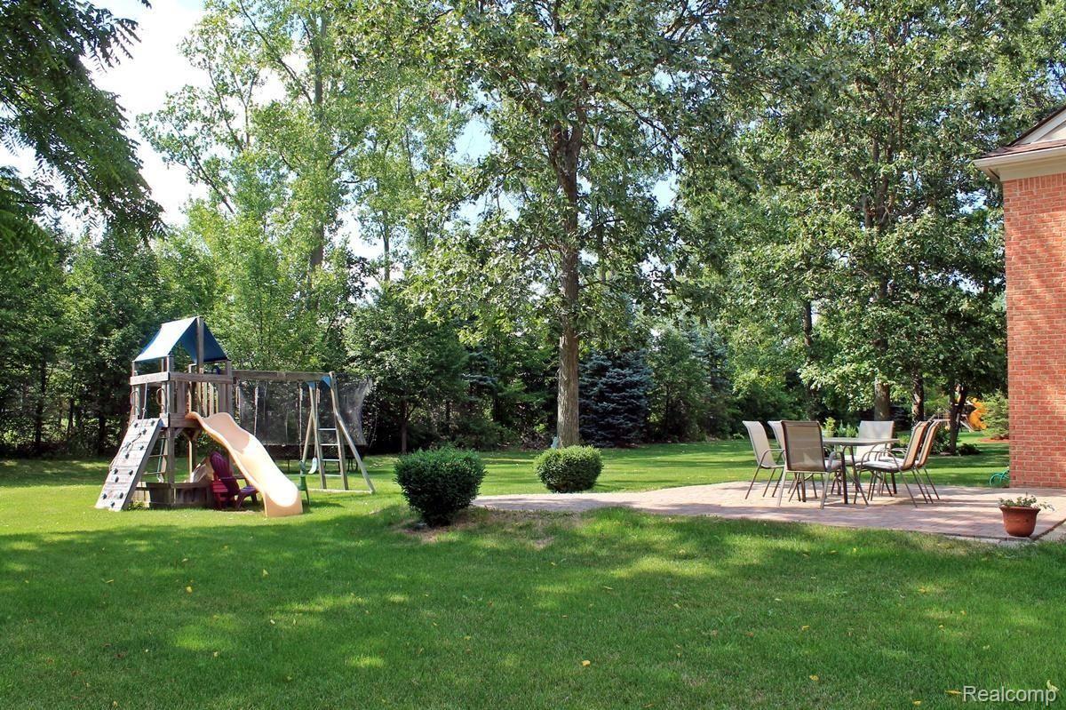 48447 Antique Road Canton, MI 48187 - Photo 45 of 48 thumbnail - 2020-08-11T112032.808