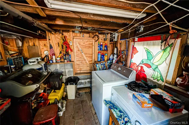 $139,990 | 9 Eastway Path, Baiting Hollow, NY 11933