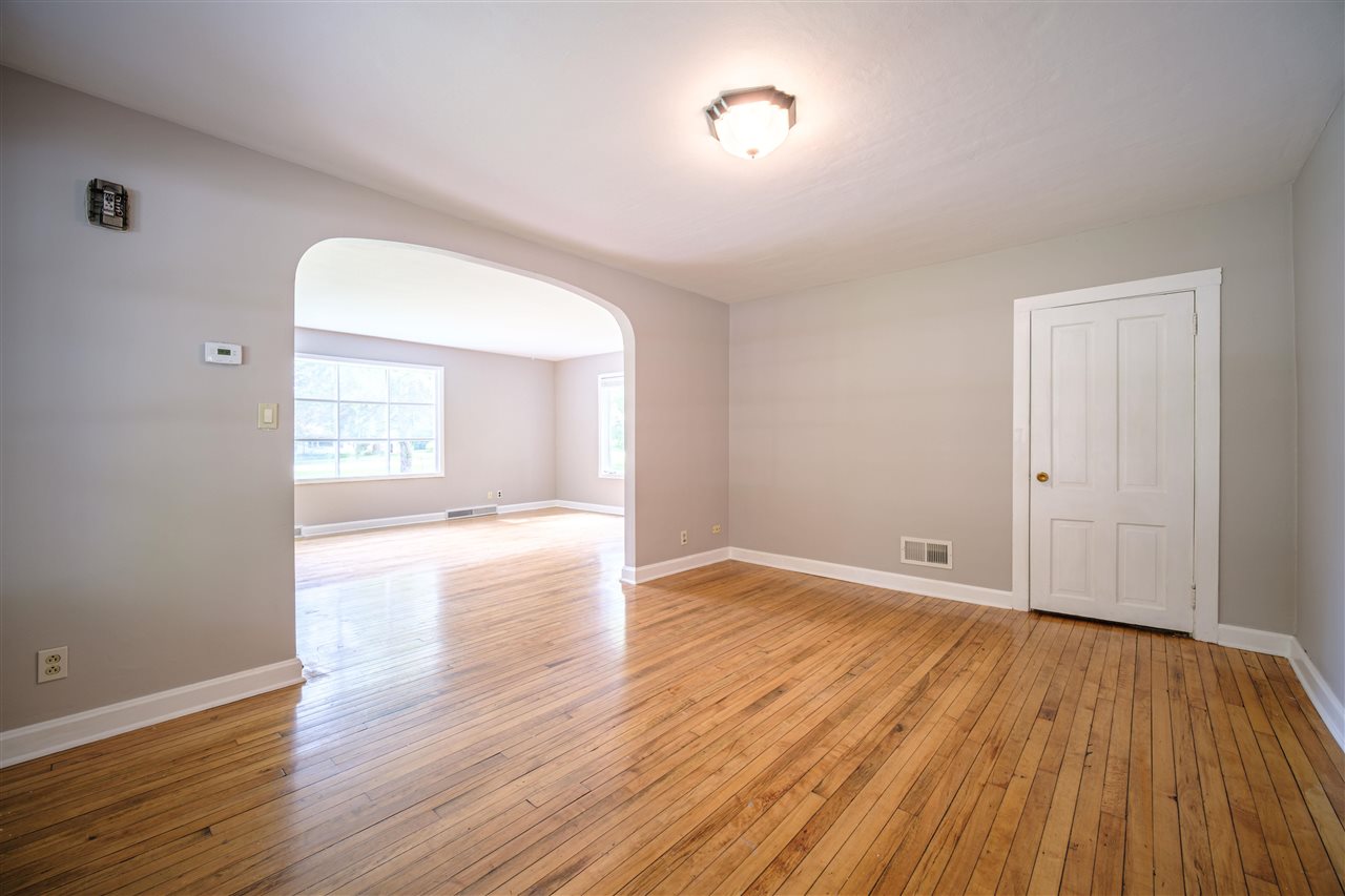 11451 Crockett Road Roscoe, IL 61073 - Photo 8 of 64 Gallery Image 8