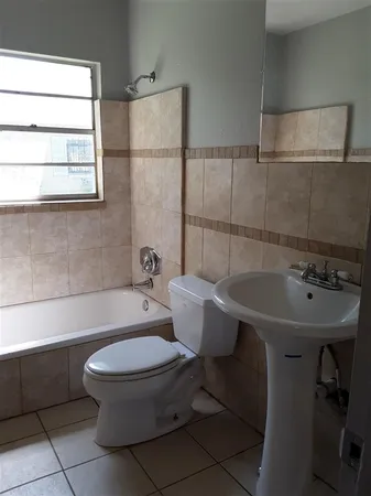 $1,385 | 1104 Volusia Street, Tallahassee, FL 32304