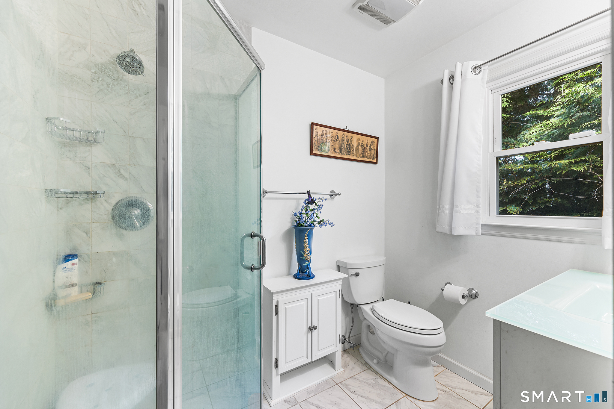 557 Candlewood Lake Road Brookfield, CT 06804 - Photo 18 of 33