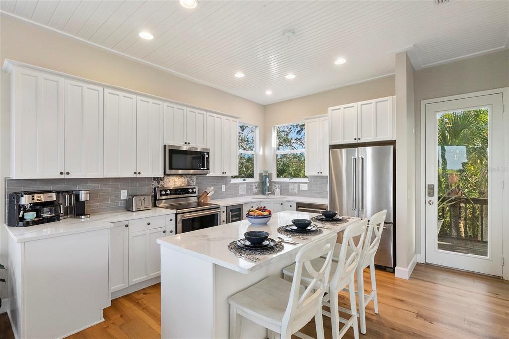 7325 Holly Road Terra Ceia, FL 34250 - Photo 6 of 80