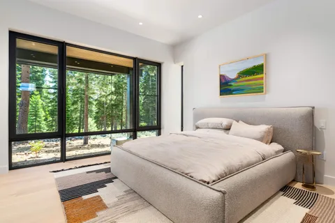 $6,995,000 | 9304 Nine Bark Road, Truckee, CA 96161