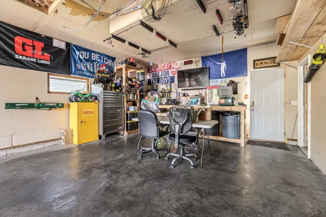 $304,900 | 205 Nicholas Drive, Lewiston, MN 55952