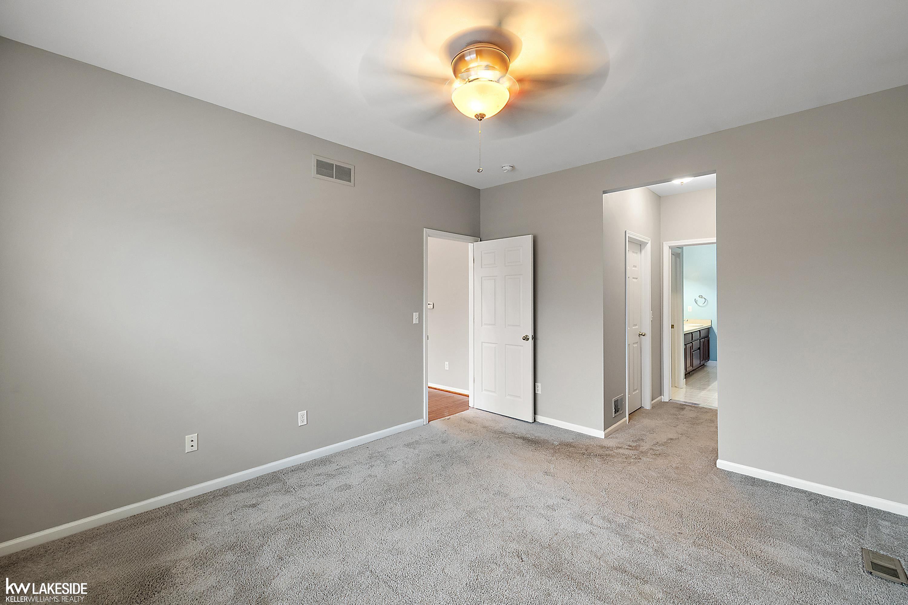 747 East Bluff Court Rochester Hills, MI 48306 - Photo 28 of 79