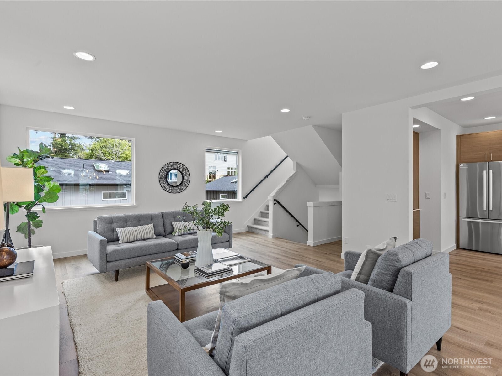 9015 Dibble Avenue Northwest Seattle, WA 98117 - Photo 11 of 32