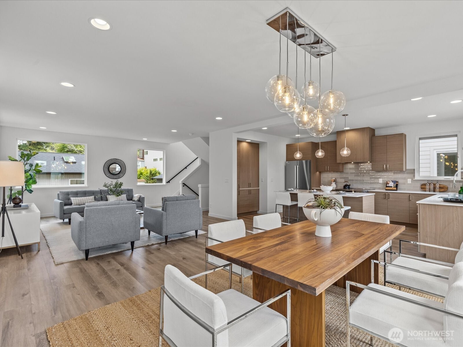 9015 Dibble Avenue Northwest Seattle, WA 98117 - Photo 2 of 32