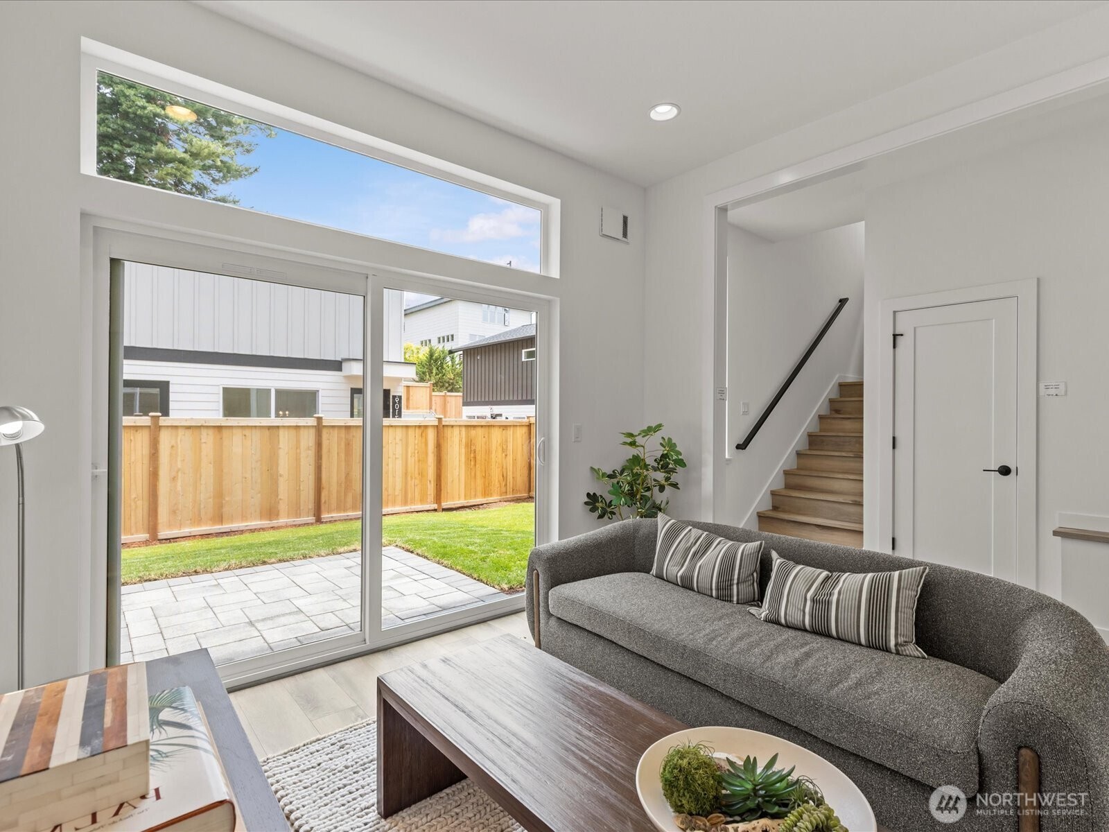 9015 Dibble Avenue Northwest Seattle, WA 98117 - Photo 23 of 32