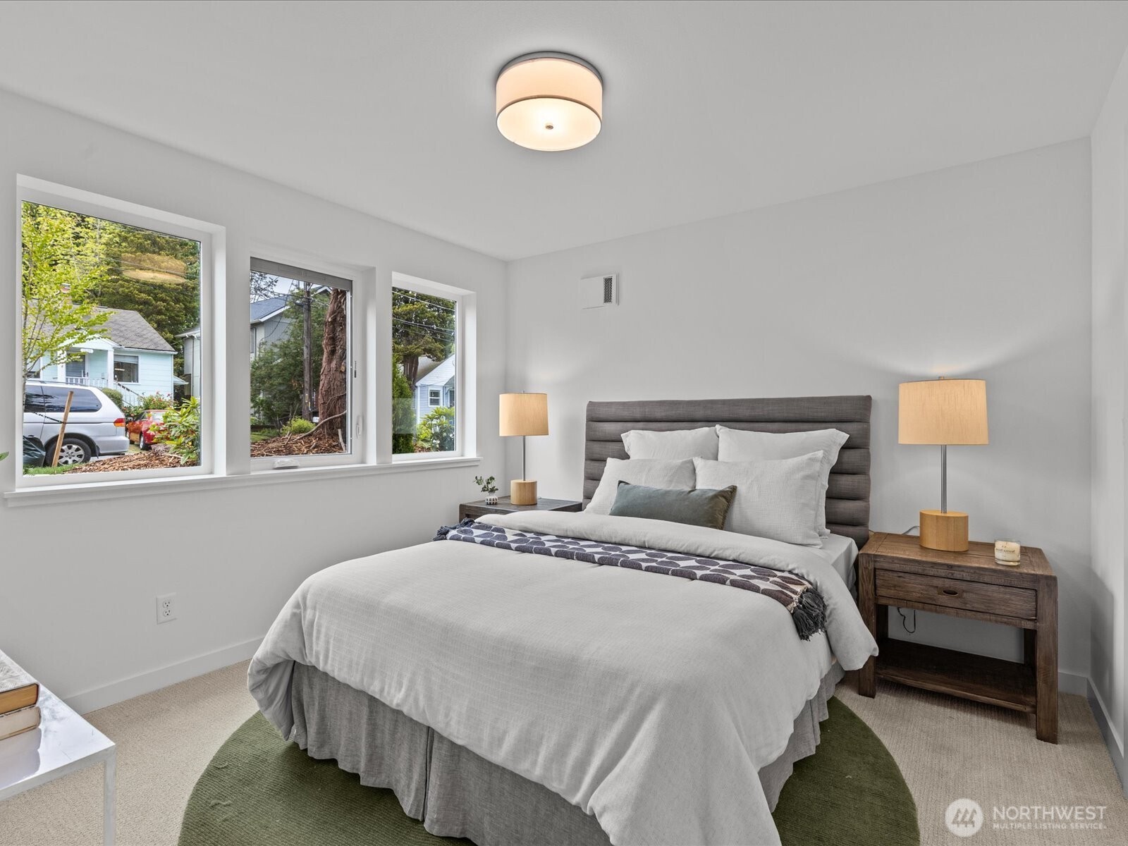 9015 Dibble Avenue Northwest Seattle, WA 98117 - Photo 25 of 32