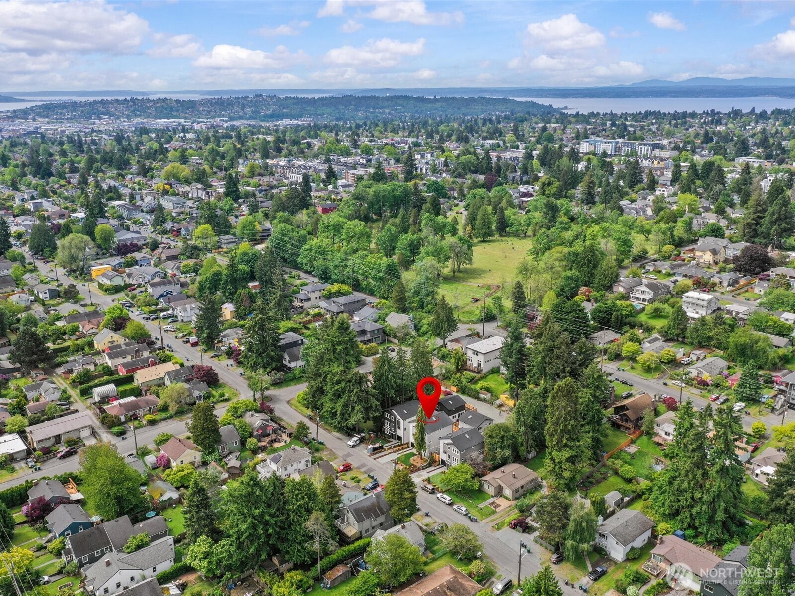 9015 Dibble Avenue Northwest Seattle, WA 98117 - Photo 31 of 32