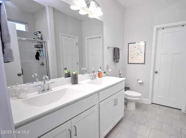 $575,000 | 442 Sea Captain Lane Southwest, Supply, NC 28462