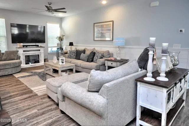 $575,000 | 442 Sea Captain Lane Southwest, Supply, NC 28462