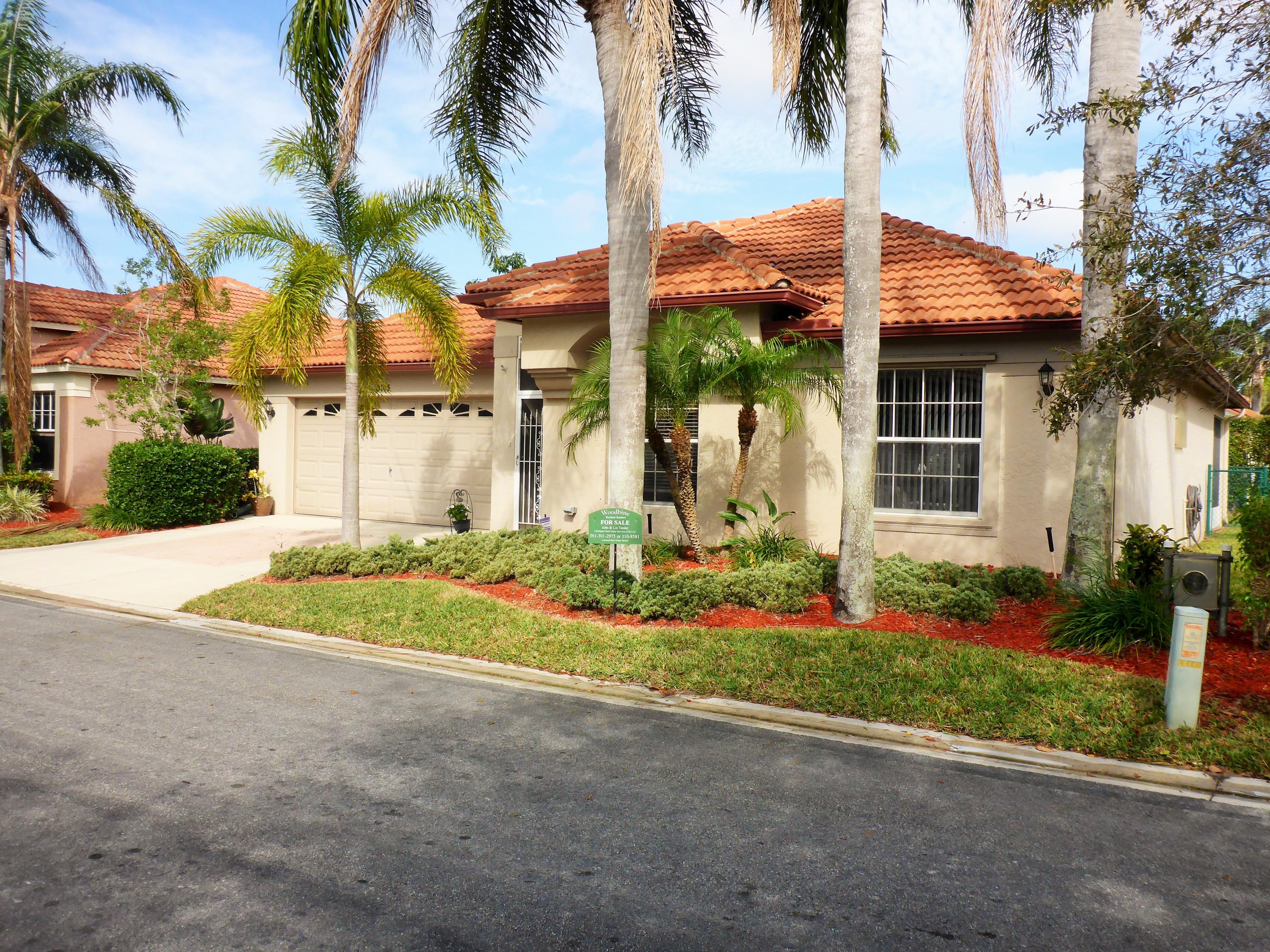3105 Contego Lane Riviera Beach, FL 33418 - Photo 3 of 48 P1010284