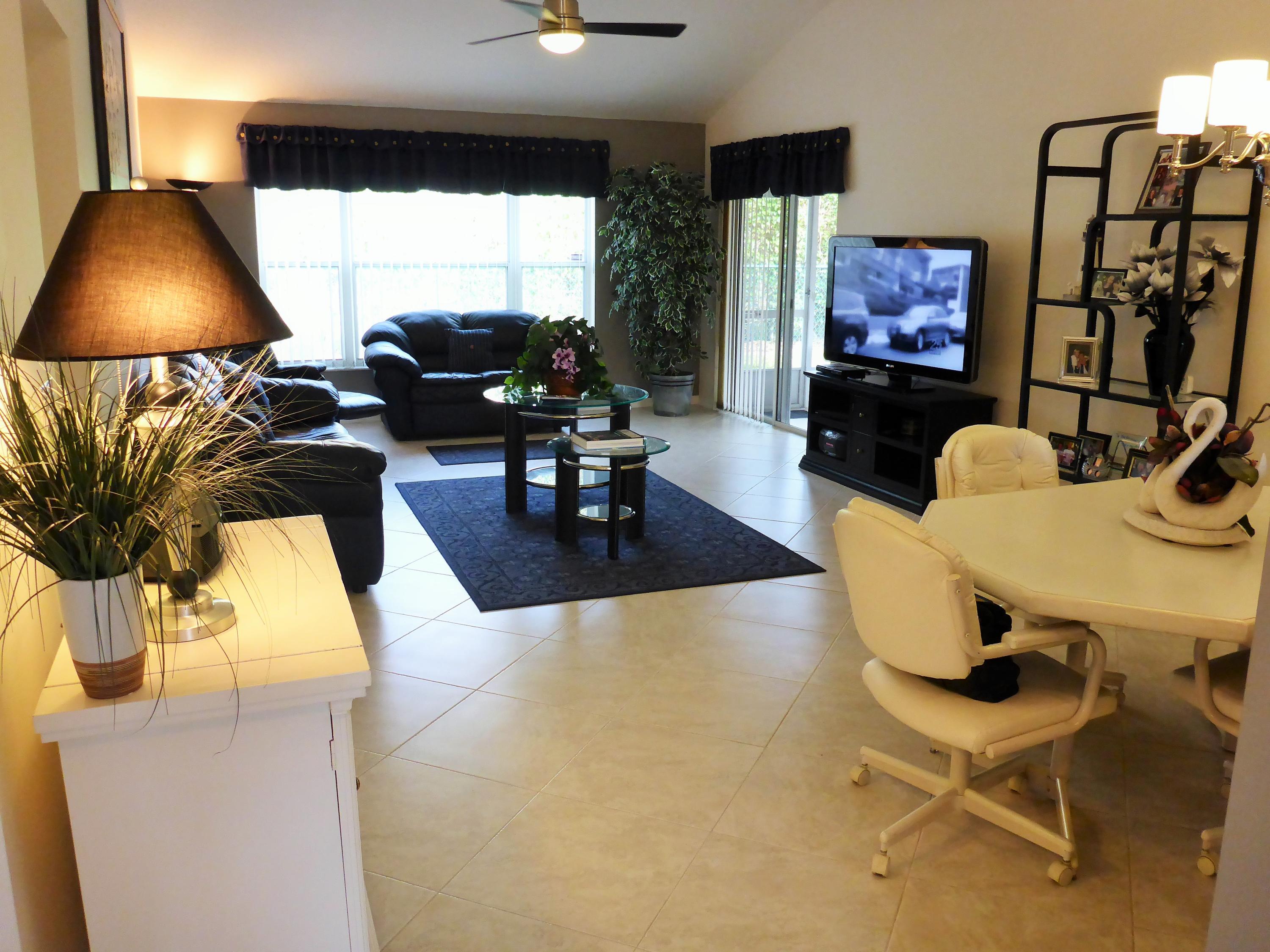 3105 Contego Lane Riviera Beach, FL 33418 - Photo 8 of 48 P1010225